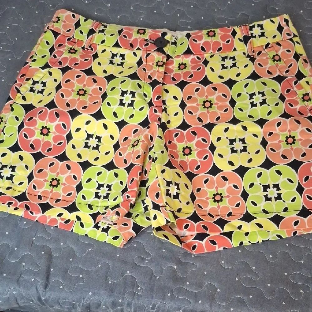 Crown & Ivy Women’s Printed Shorts - Multi-Color size 4